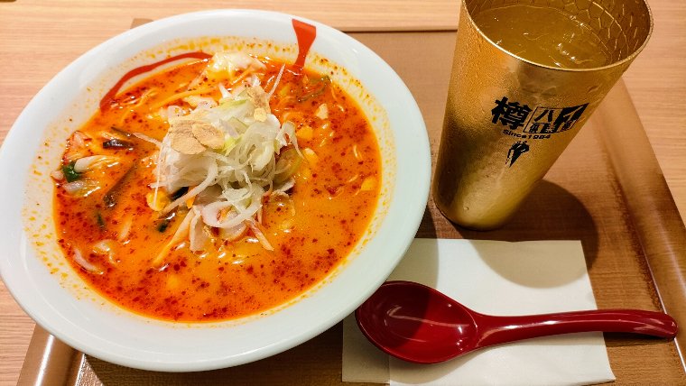 サ飯02赤とんこつラーメン